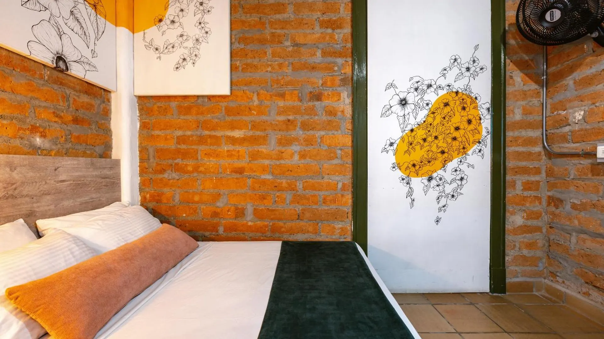 ***  Botanica Casa Hotel Medellin Colombia