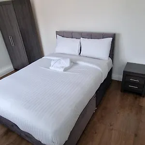https://apartment-in-wakefield-city-centre.yorkshirehotels.net