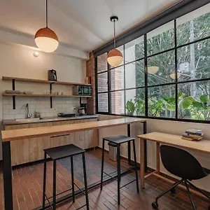 The Somos Flats Laureles Medellín